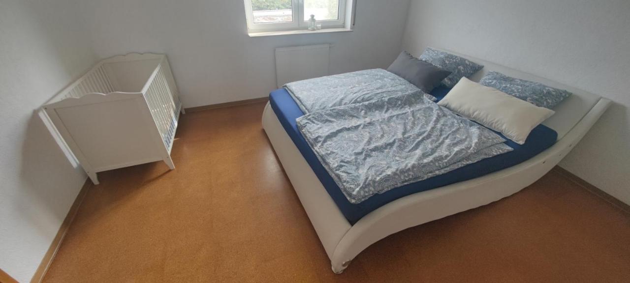 Ferienwohnung zwischen Rhein und Schwarzwald Bischweier Exterior foto